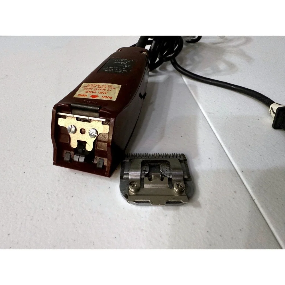 Oster Lucky Dog Pet Clippers Model 113 Series E Burgundy Detachable Blade‎ USA